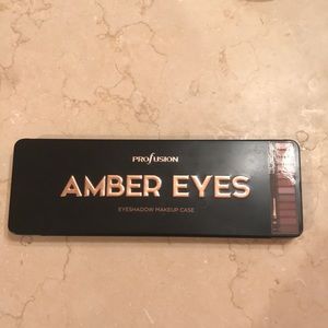Profusion amber eyes eyeshadow makeup case